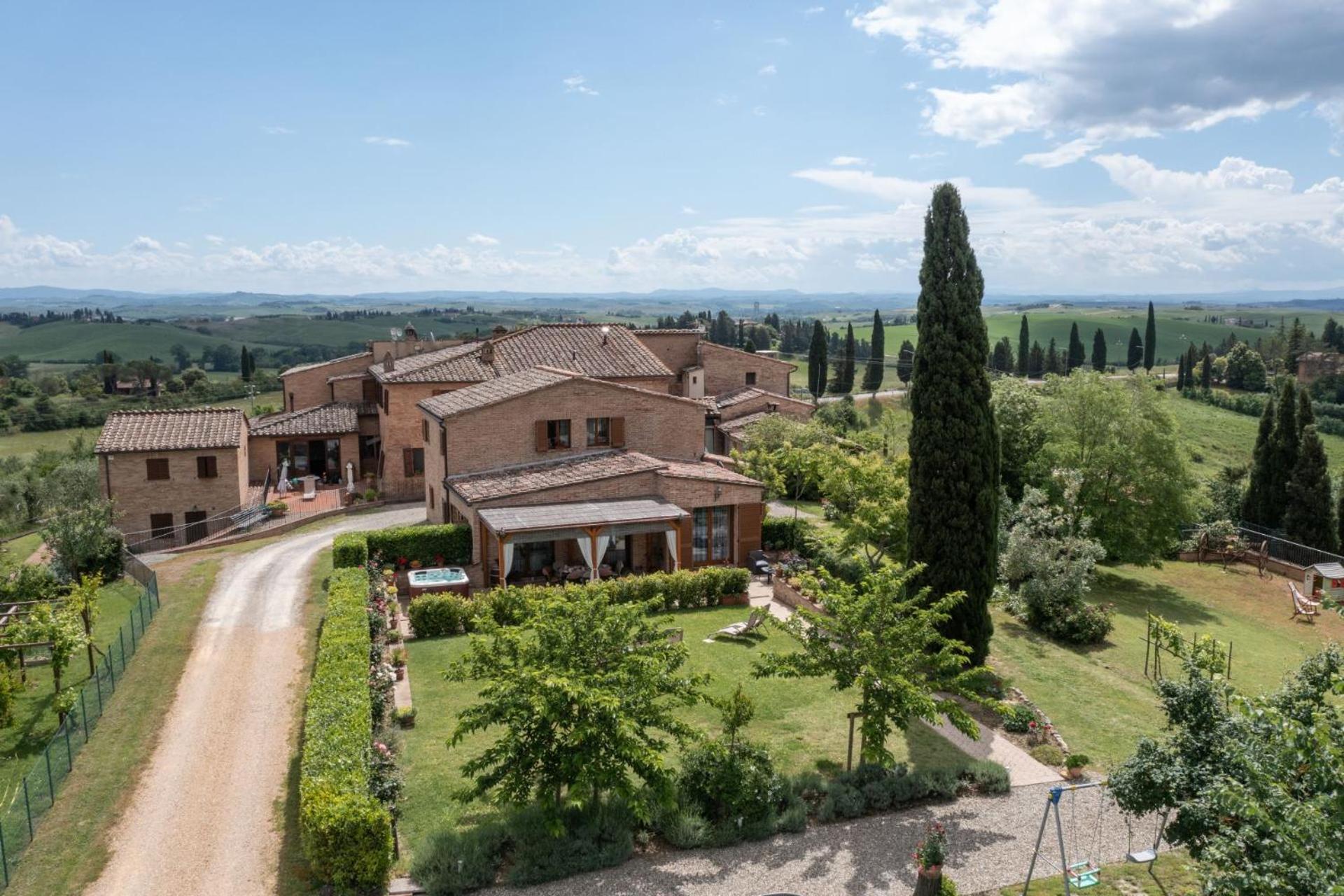 La Capanna Di Elfo Luxury Villa View Siena Room photo